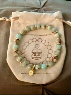 Amazonite Beaded Stretch Bracelet - Light Blue